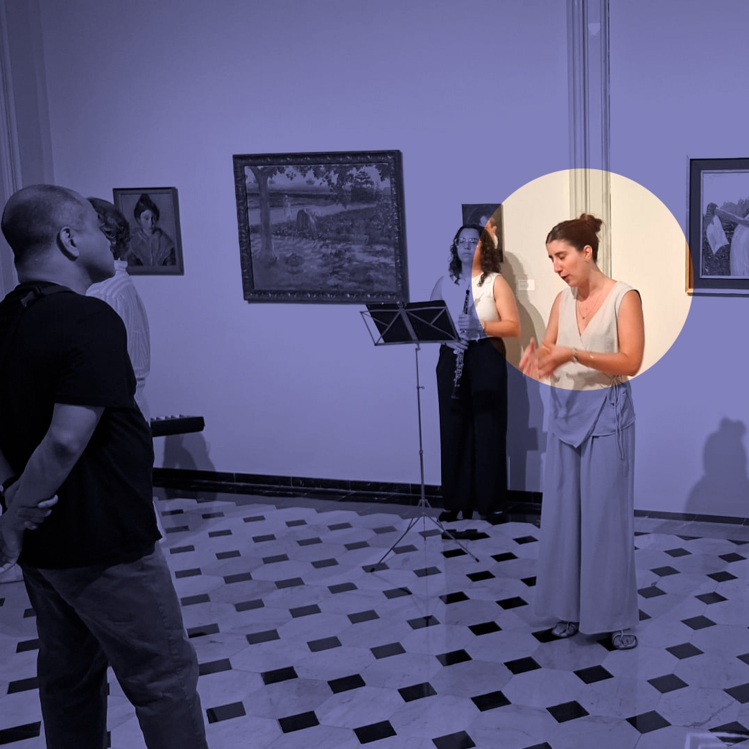 María Luisa presentando la actividad Maridaje sonoro en el Museo de la Ciudad con motivo de la Gran Nit de Juliol.